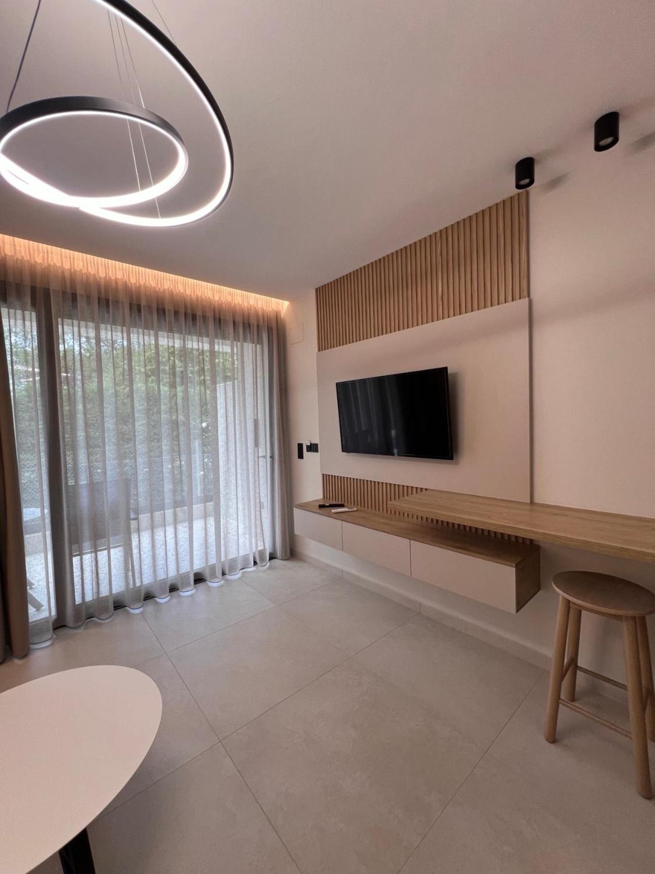Aparthotel Sealuxe Living à Nea Iraklitsa Extérieur photo