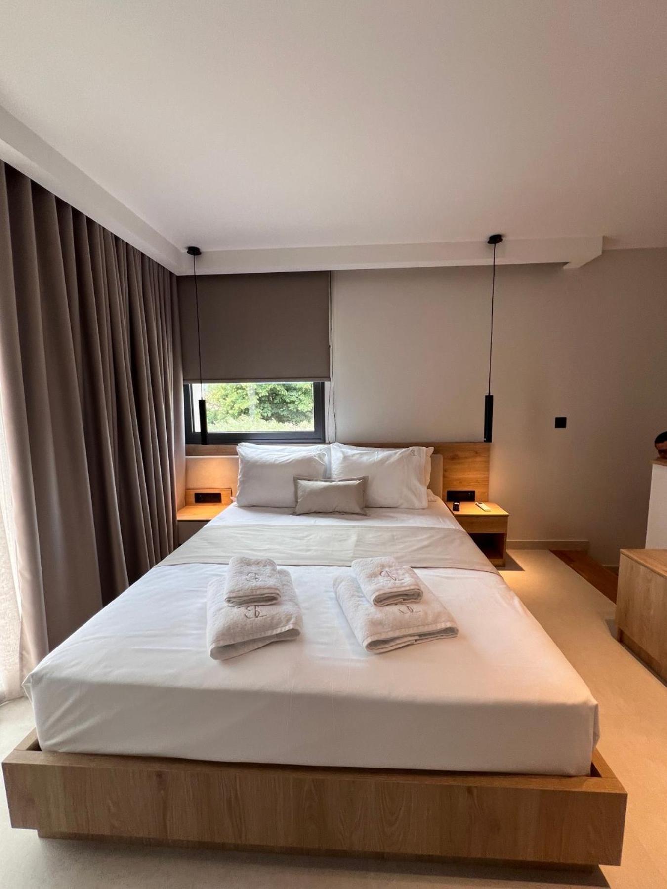 Aparthotel Sealuxe Living à Nea Iraklitsa Extérieur photo